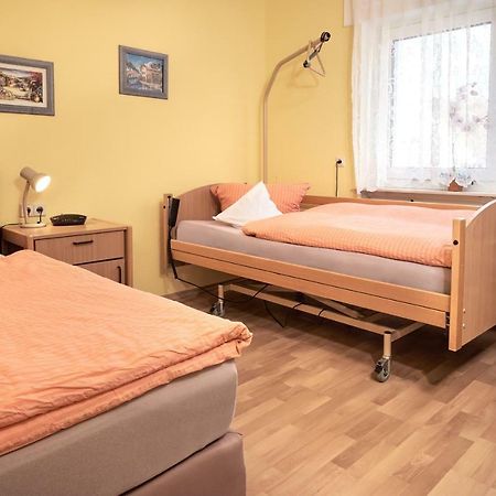 Regenbogen-Appartement Бад Кроцинген Екстериор снимка